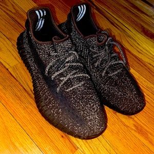 Adidas Yeezy 350 V2 - Black (reflective) - lightly worn sz 12